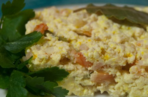 Gedampftes Tofu mit Garnalen (Tahu Udang Kukus)
