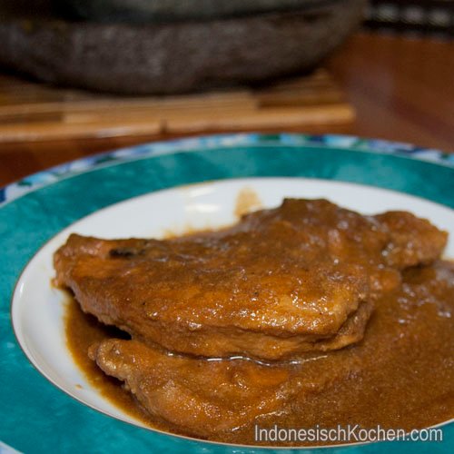 Semur Ayam (Geschmortes Hähnchen)