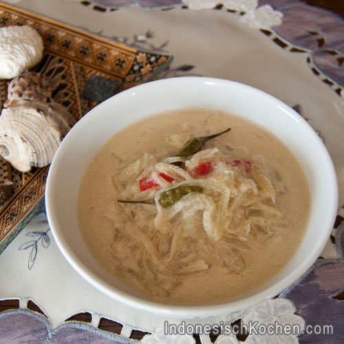 Sayur Junge Papaya (Papaya in Kokosmilch)