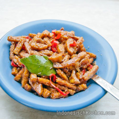 Kering Tempeh (Würzig Gebratenes Tempeh)