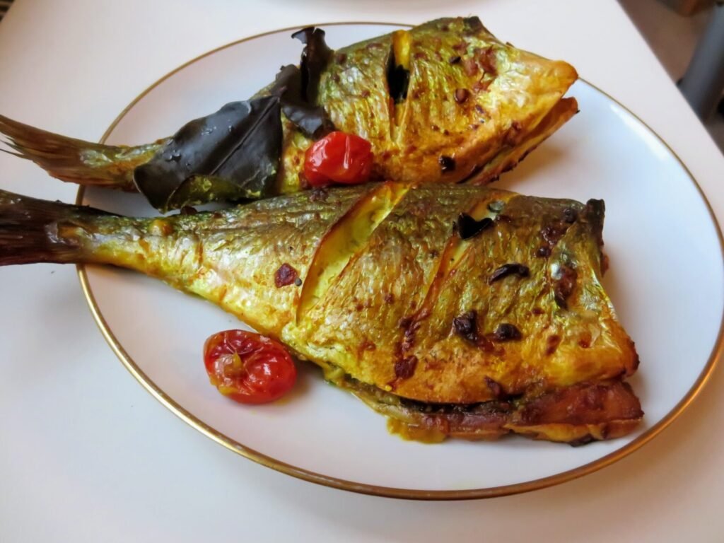 Gelbe Marinade für Fisch Grillen indonesisch kochen