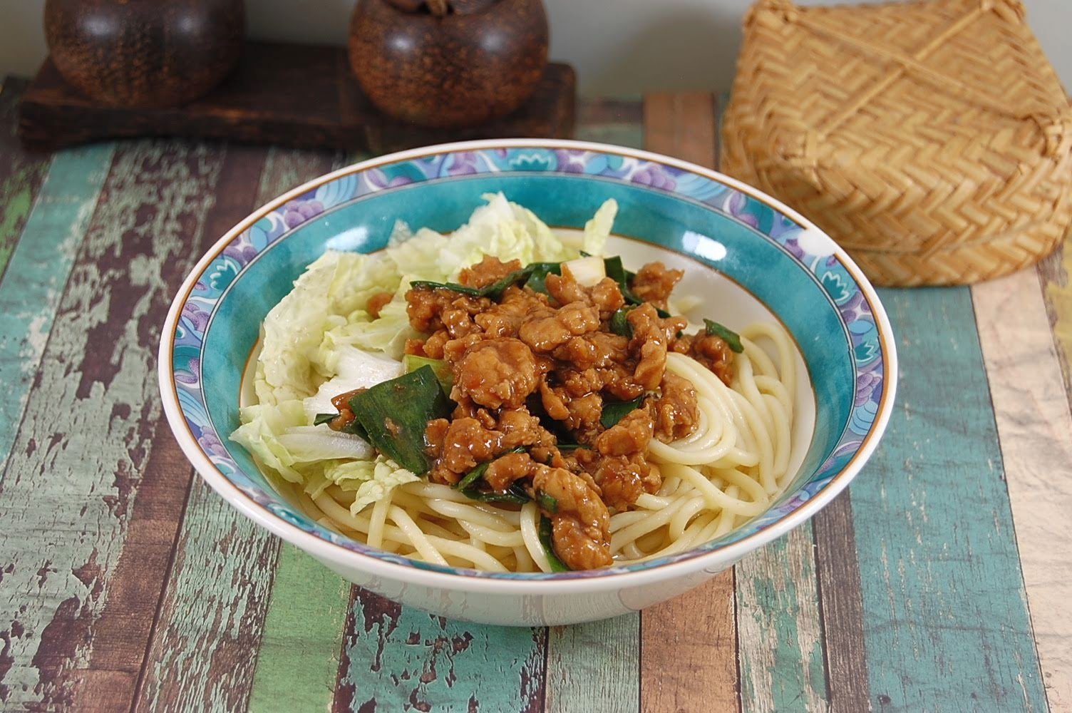 Mie Ayam, indonesische Nudeln mit Hähnchen