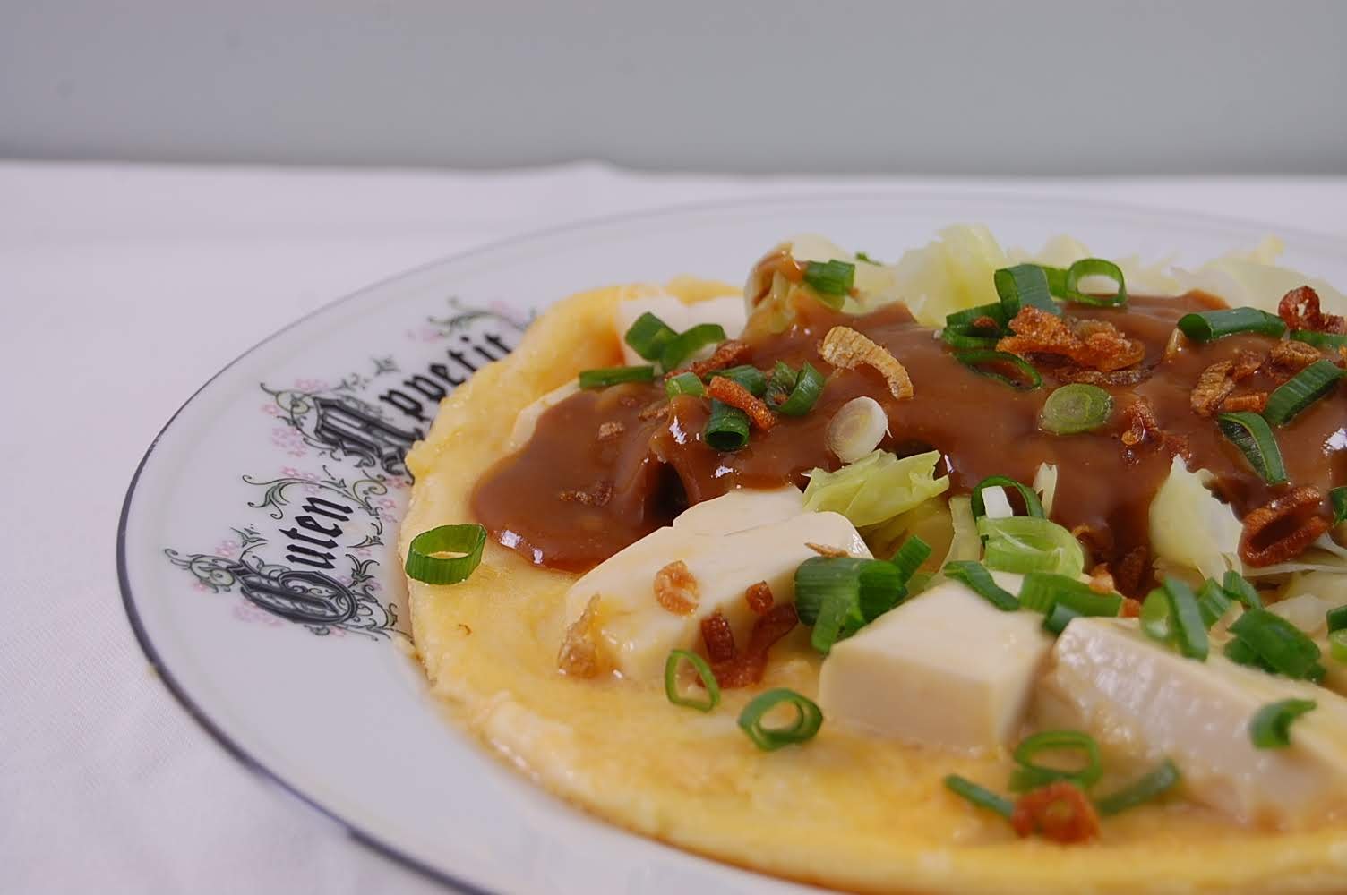 Rezept Tahu Telur, Tofu und Ei mit Erdnusssauce indonesisch kochen