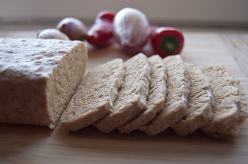Tempeh zubereiten: Leckere Rezepte & Tipps für den Soja-Klassiker